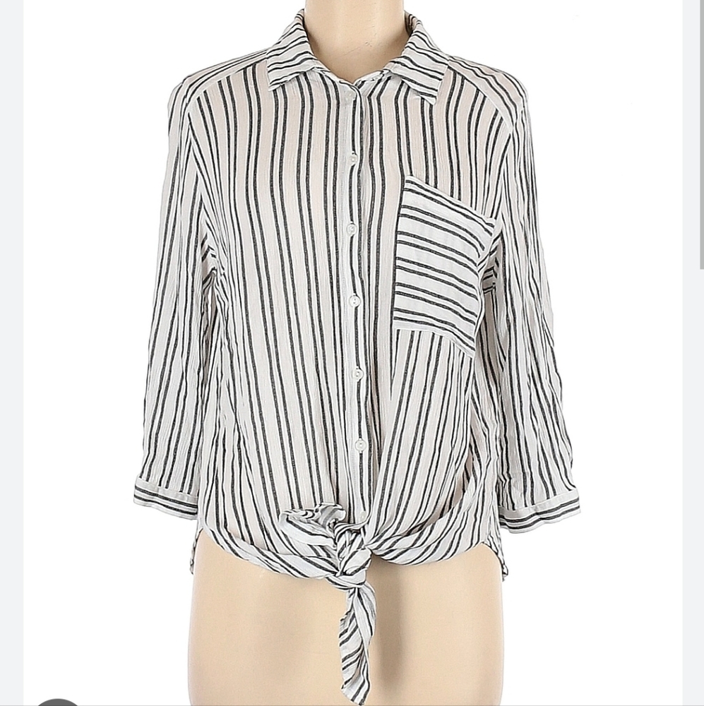 Vixbe | 3/4 Sleeve Tie-Front Blouse